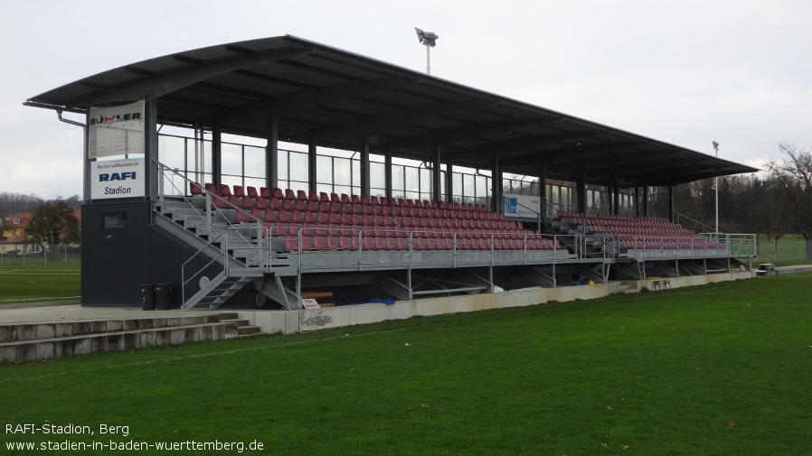 RAFI-Stadion, Berg