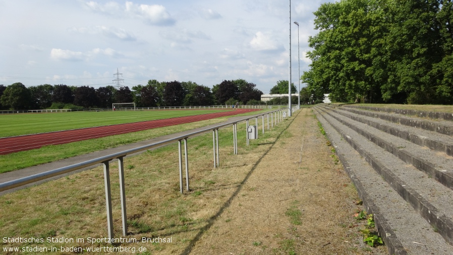 Bruchsal, Städtisches Stadion im Sportzentrum