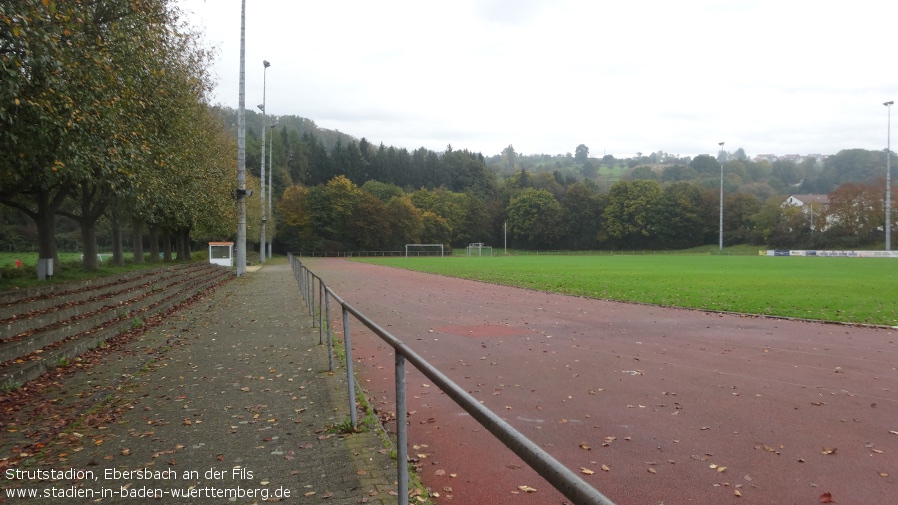 Ebersbach (an der Fils), Strutstadion