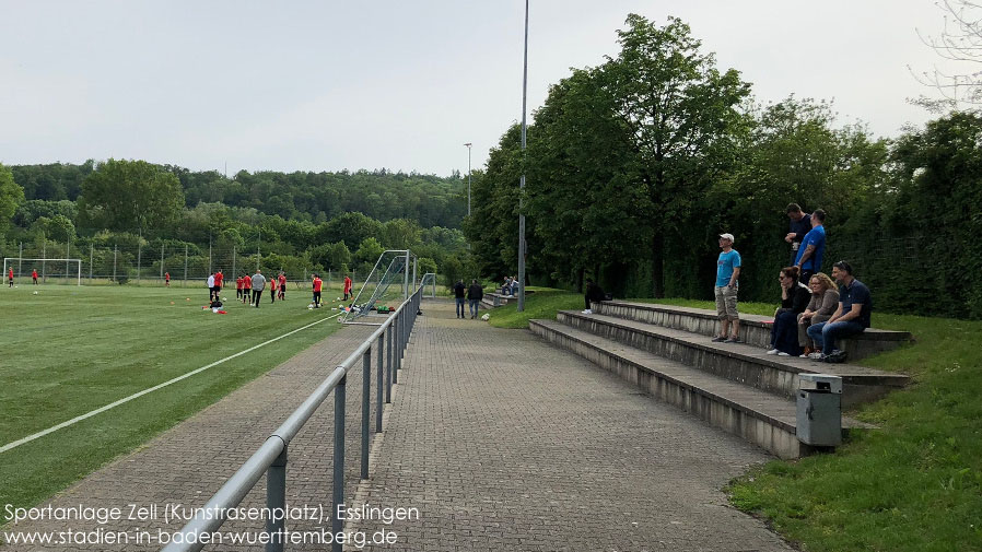 Esslingen, Sportanlage Zell (Kunstrasenplatz)