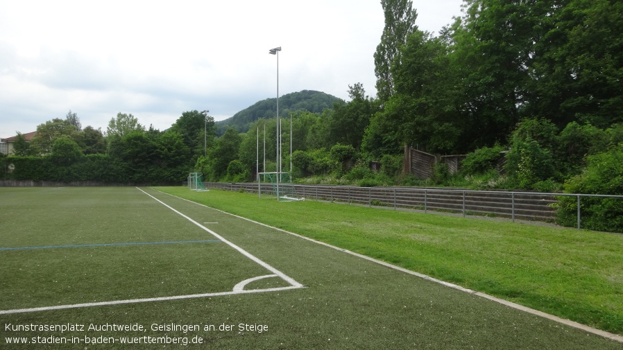 Geislingen an der Steige, Kunstrasenplatz Auchtweide