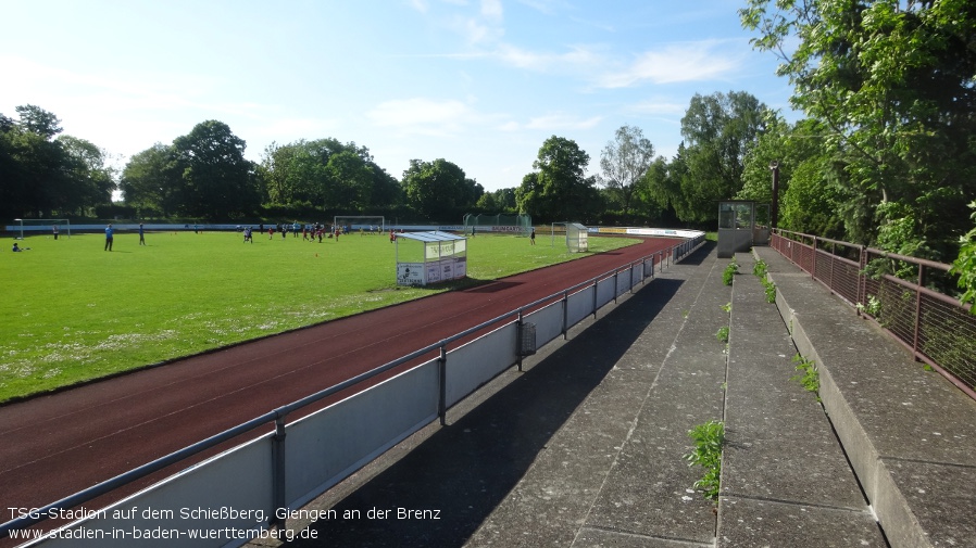 Giengen an der Brenz, TSG-Stadion auf dem Schießberg