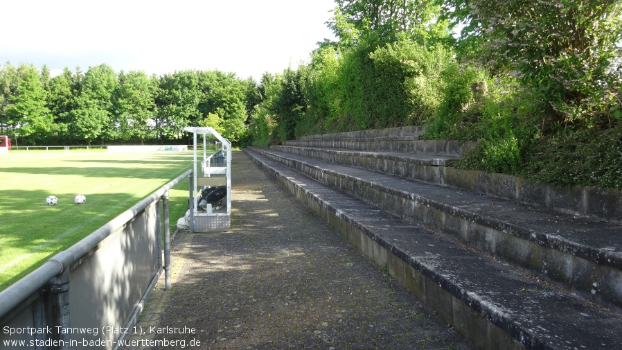 Karlsruhe, Sportpark Tannenweg Platz 1