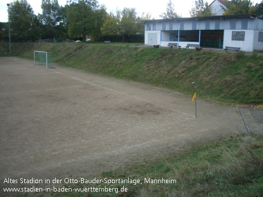 Altes Stadion in der Otto-Bauder-Sportanlage, Mannheim