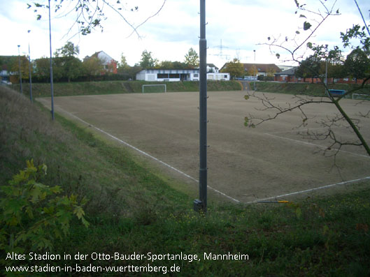 Altes Stadion in der Otto-Bauder-Sportanlage, Mannheim
