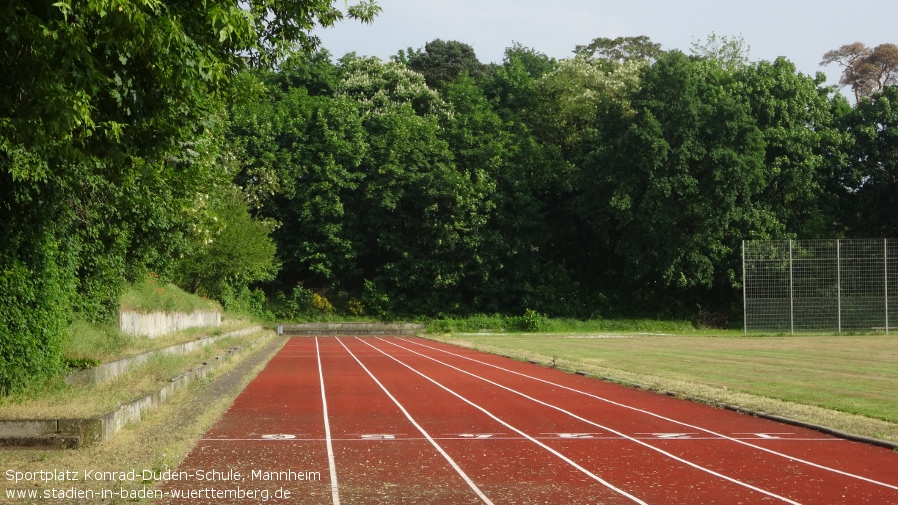 Mannheim, Sportplatz Konrad-Duden-Schule