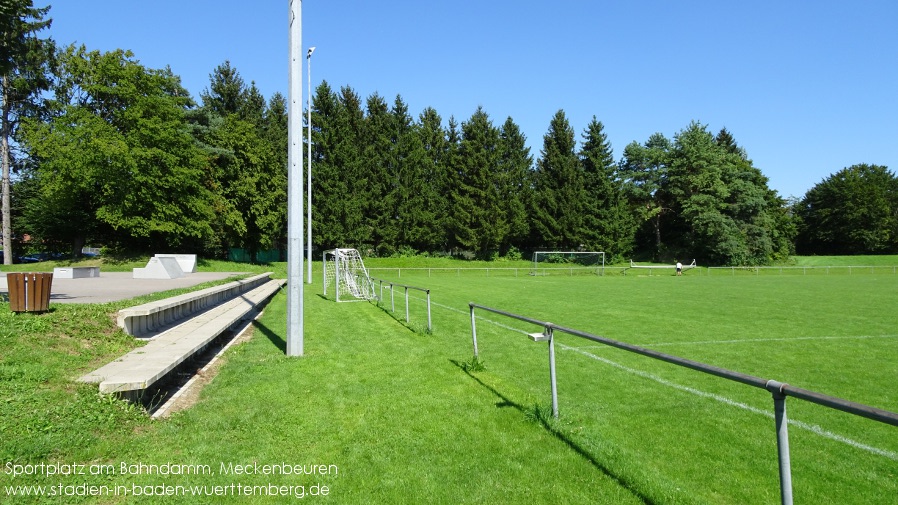 Meckenbeuren, Sportplatz am Bahndamm