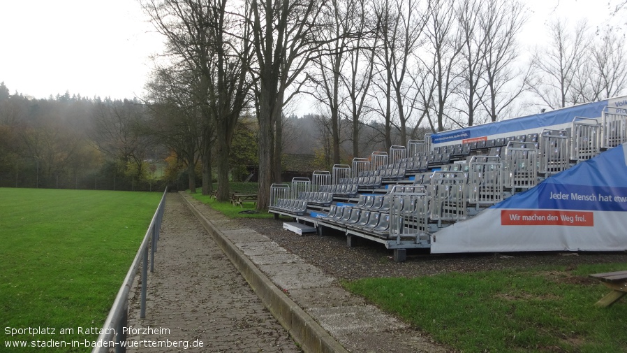 Pforzheim, Sportplatz am Rattach