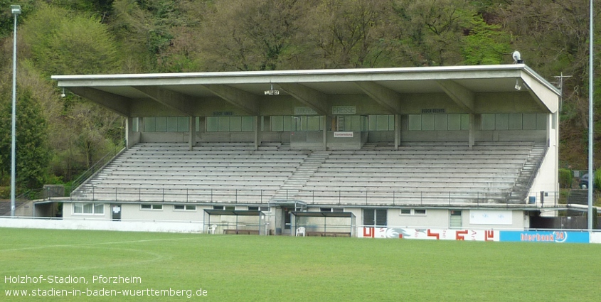 Holzhof-Stadion, Pforzheim