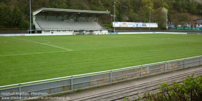 Holzhof-Stadion, Pforzheim