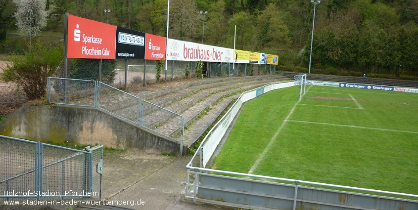 Holzhof-Stadion, Pforzheim