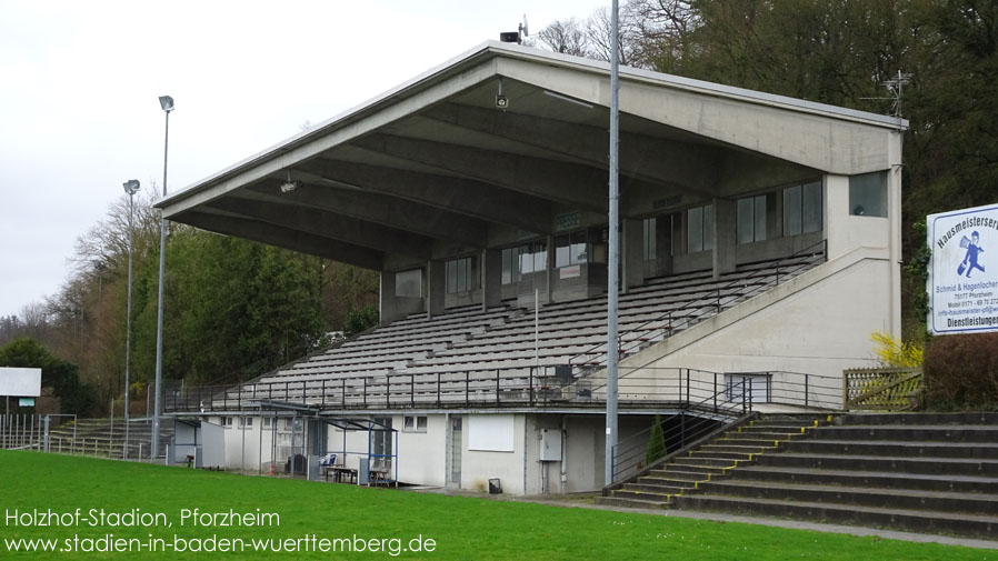 Holzhof-Stadion, Pforzheim