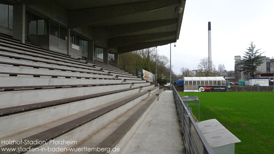 Holzhof-Stadion, Pforzheim