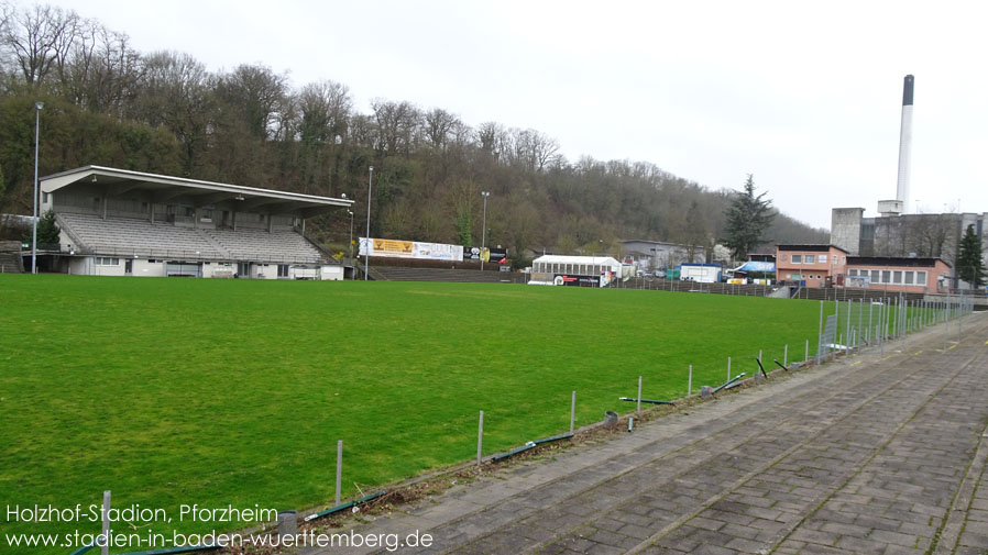 Holzhof-Stadion, Pforzheim