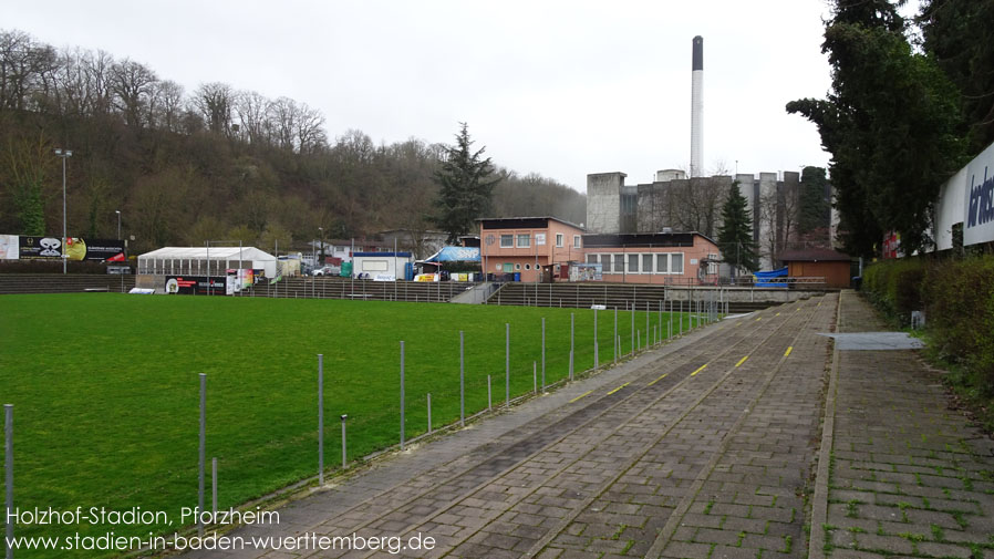 Holzhof-Stadion, Pforzheim