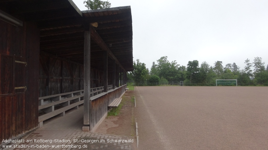 St. Georgen, Ascheplatz am Roßberg-Stadion