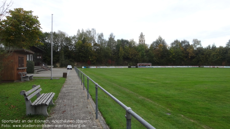 Adelzhausen, Sportplatz an der Ecknach (Bayern)