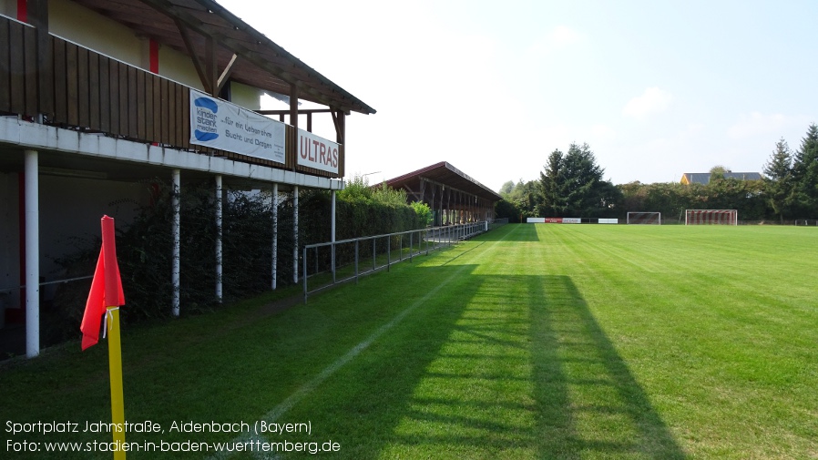 Aidenbach, Sportplatz Jahnstraße