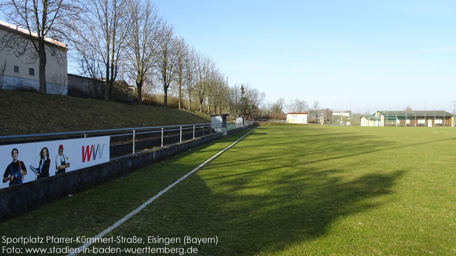 Eisingen, Sportplatz Pfarrer-Kümmert-Straße