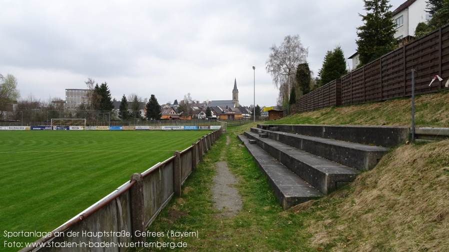 Gefrees, Sportanlage an der Hauptstraße