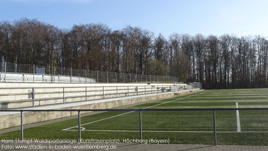 Höchberg, Hans-Stumpf-Waldsportanlage (Kunstrasenplatz)