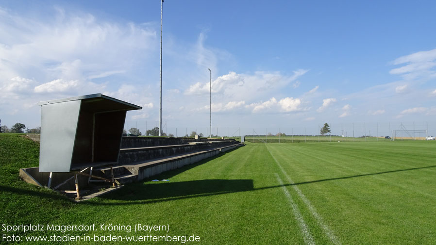 Kröning, Sportplatz Mangersdorf