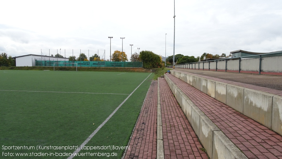 Lappersdorf, Sportzentrum (Kunstrasenplatz)