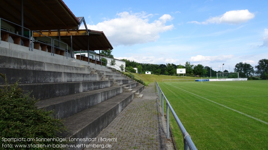 Lonnerstadt, Sportplatz am Sonnenhügel