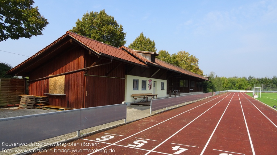 Mengkofen, Klausenwaldstadion