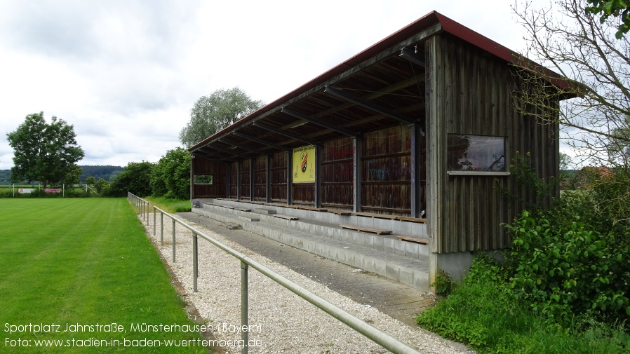 Münsterhausen, Sportplatz Jahnstraße