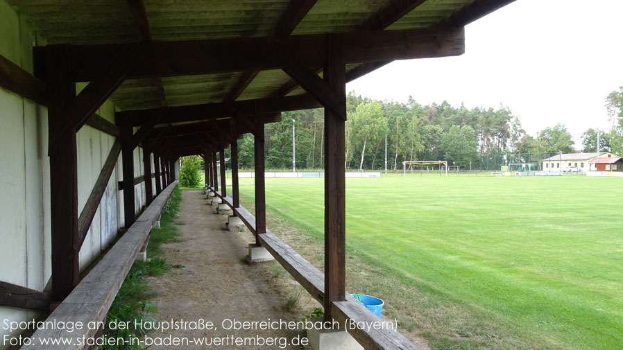 Oberreichenbach, Sportanlage an der Hauptstraße