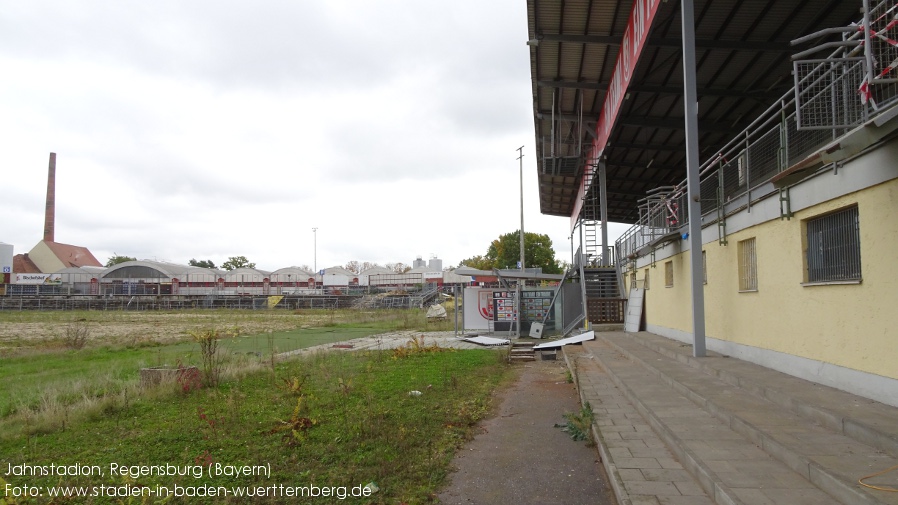 Regensburg, Jahnstadion