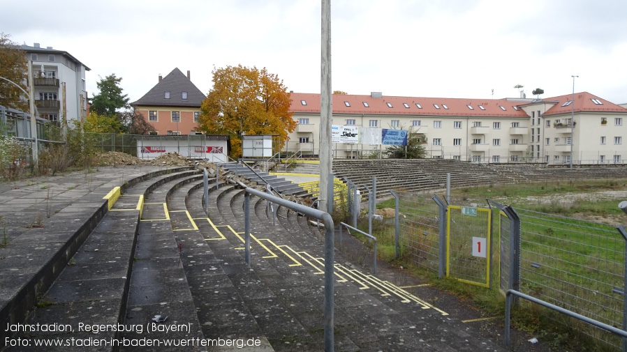 Regensburg, Jahnstadion