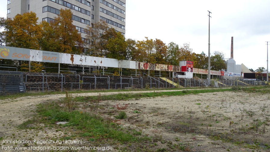 Regensburg, Jahnstadion