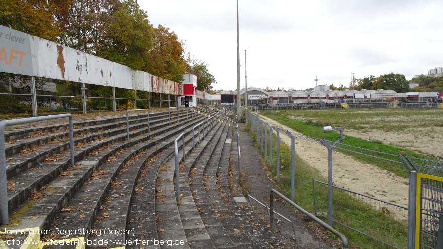 Regensburg, Jahnstadion