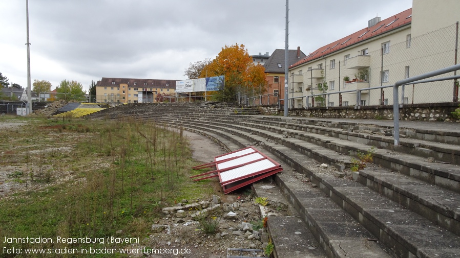 Regensburg, Jahnstadion