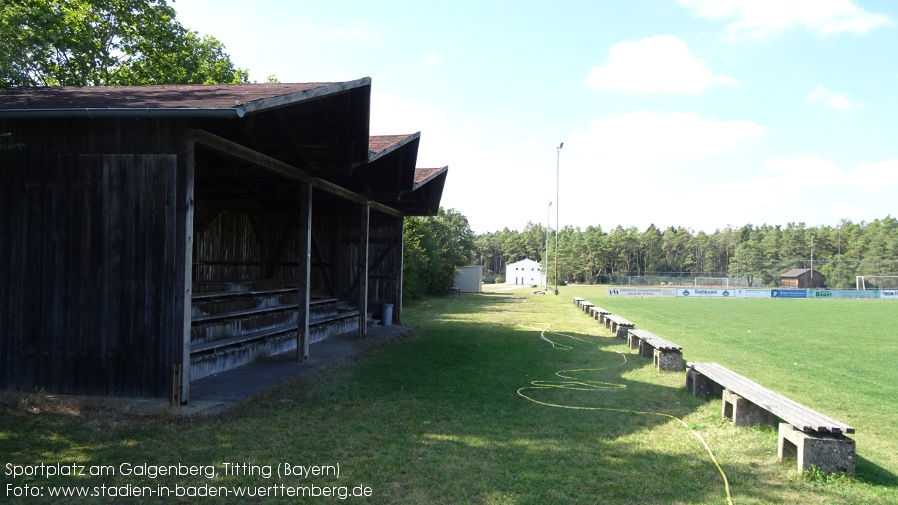 Titting, Sportplatz am Galgenberg