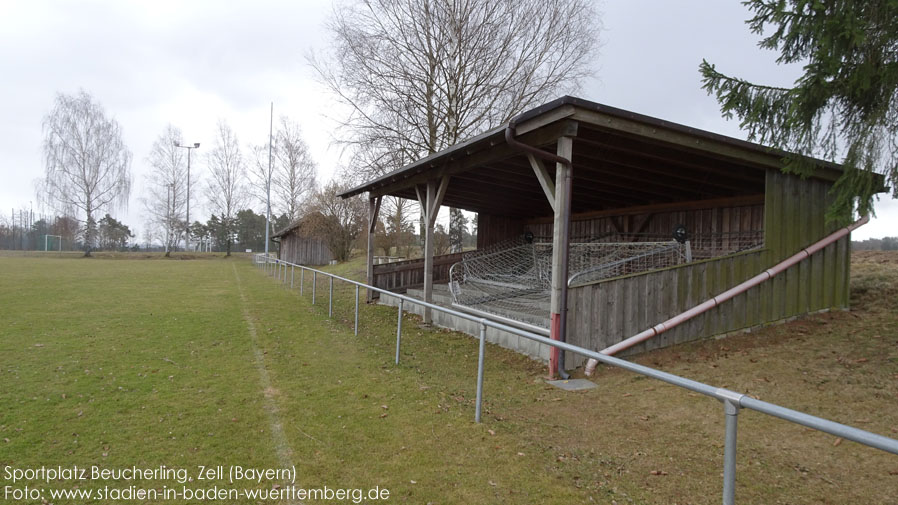 Zell, Sportplatz Beucherling