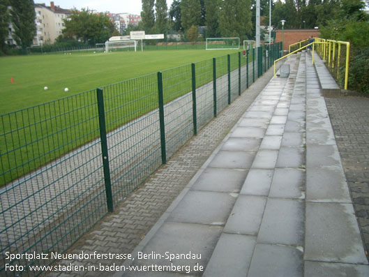 Sportplatz Neuendorfer Straße, Berlin-Spandau