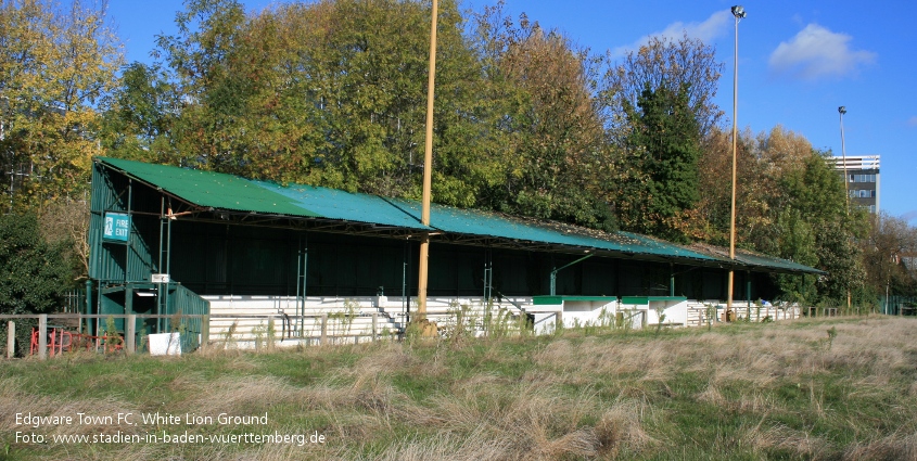 White Lion Ground, Edgware Town FC