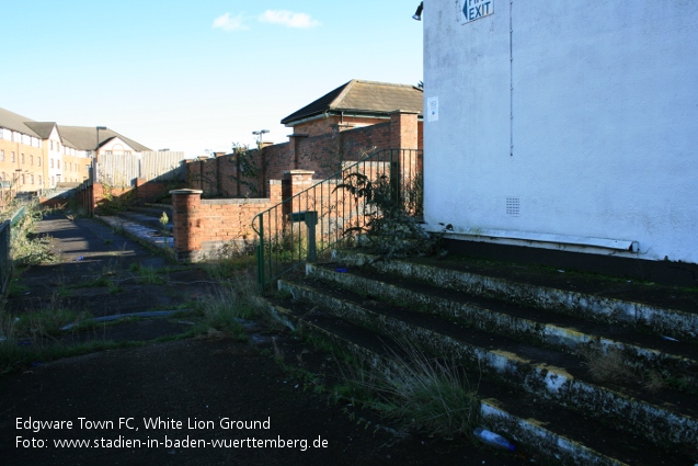 White Lion Ground, Edgware Town FC