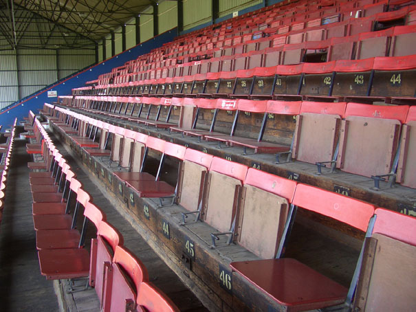 Matchroom-Stadium (Brisbane Road), Leyton Orient FC
