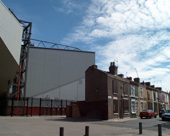 Liverpool FC, Anfield Road