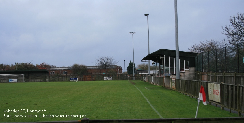 Honrycroft, Uxbridge FC