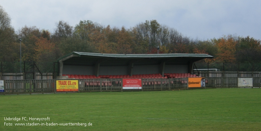 Honrycroft, Uxbridge FC