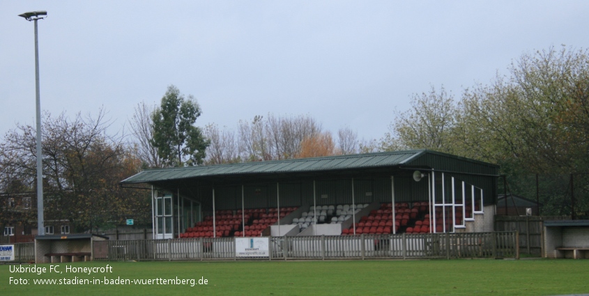 Honrycroft, Uxbridge FC