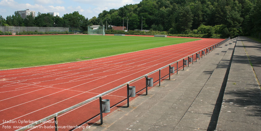 Opferberg-Stadion, Hamburg-Hausbruch