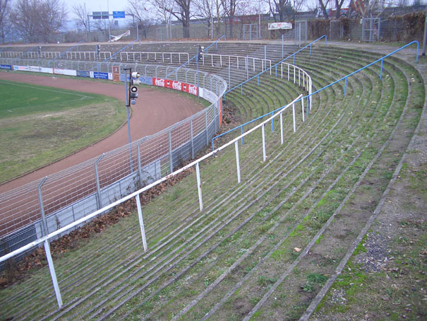 Stadion am Bornheimer Hang (Frankfurter Volksbank Stadion), Frankfurt am Main (Hessen)