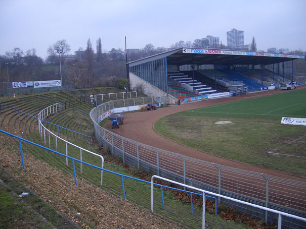 Stadion am Bornheimer Hang (Frankfurter Volksbank Stadion), Frankfurt am Main (Hessen)