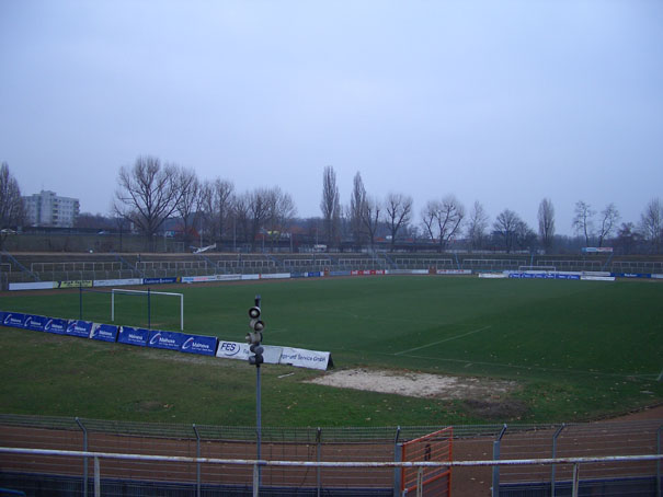 Stadion am Bornheimer Hang (Frankfurter Volksbank Stadion), Frankfurt am Main (Hessen)